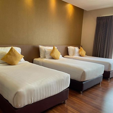 Tonaoi Grand Hotel Хат'яй Екстер'єр фото