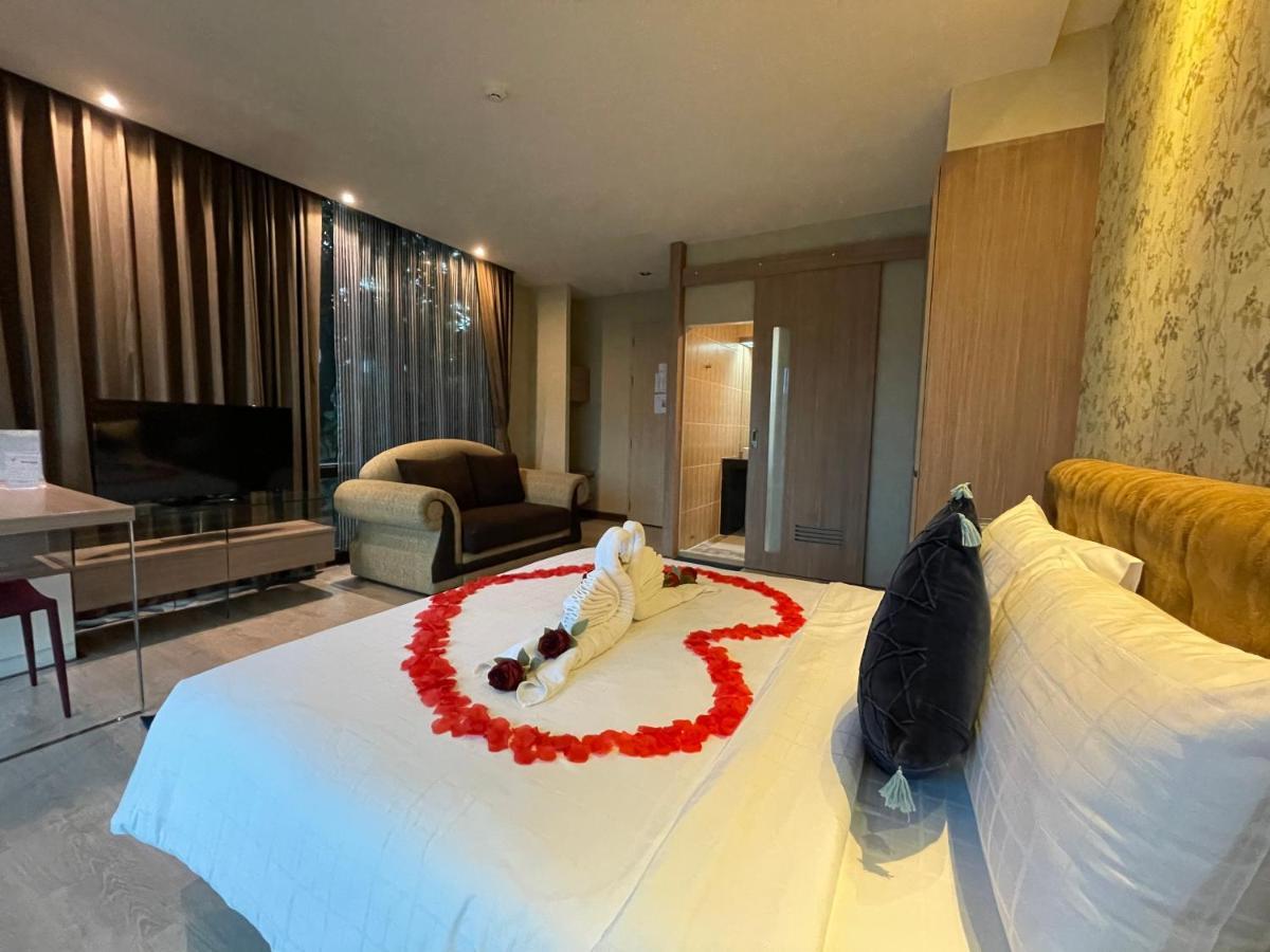 Tonaoi Grand Hotel Хат'яй Екстер'єр фото