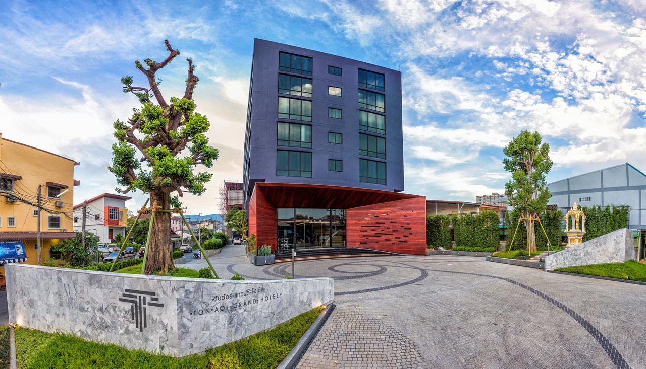 Tonaoi Grand Hotel Хат'яй Екстер'єр фото